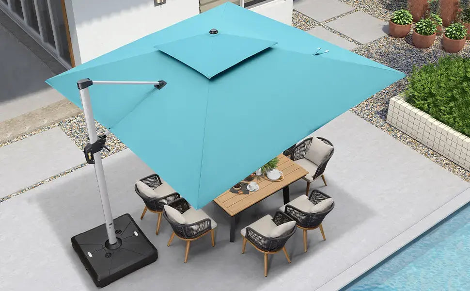 PatioGlam™ Solar-powered LED umbrella
